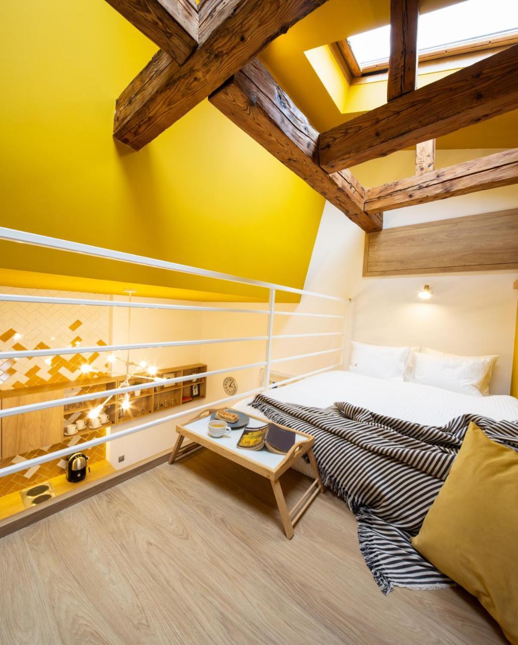 Yellow Apartment Cluj-Napoca Exterior photo